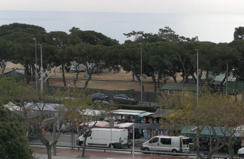 a short section of the Santa Susanna market viewed from the 4th floor of our hotel