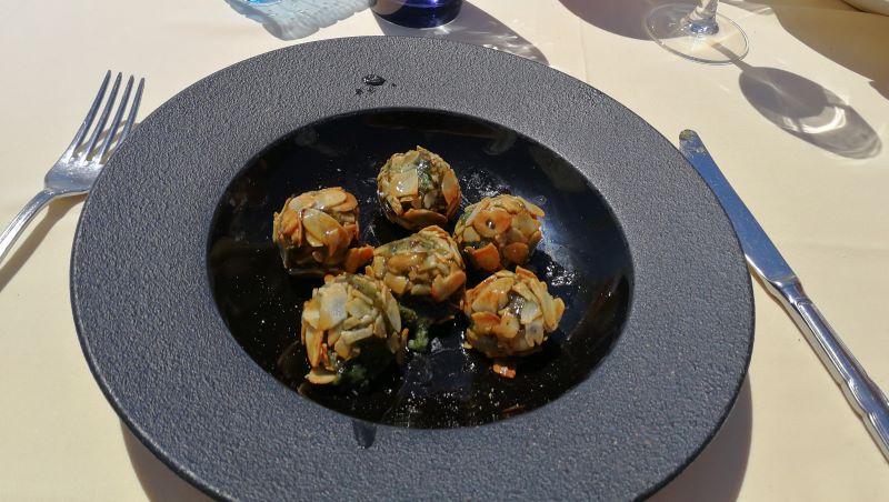 my starter of spinach croquettes with pine nuts at Can Jaume in Sant Andreu de Llavaneres
